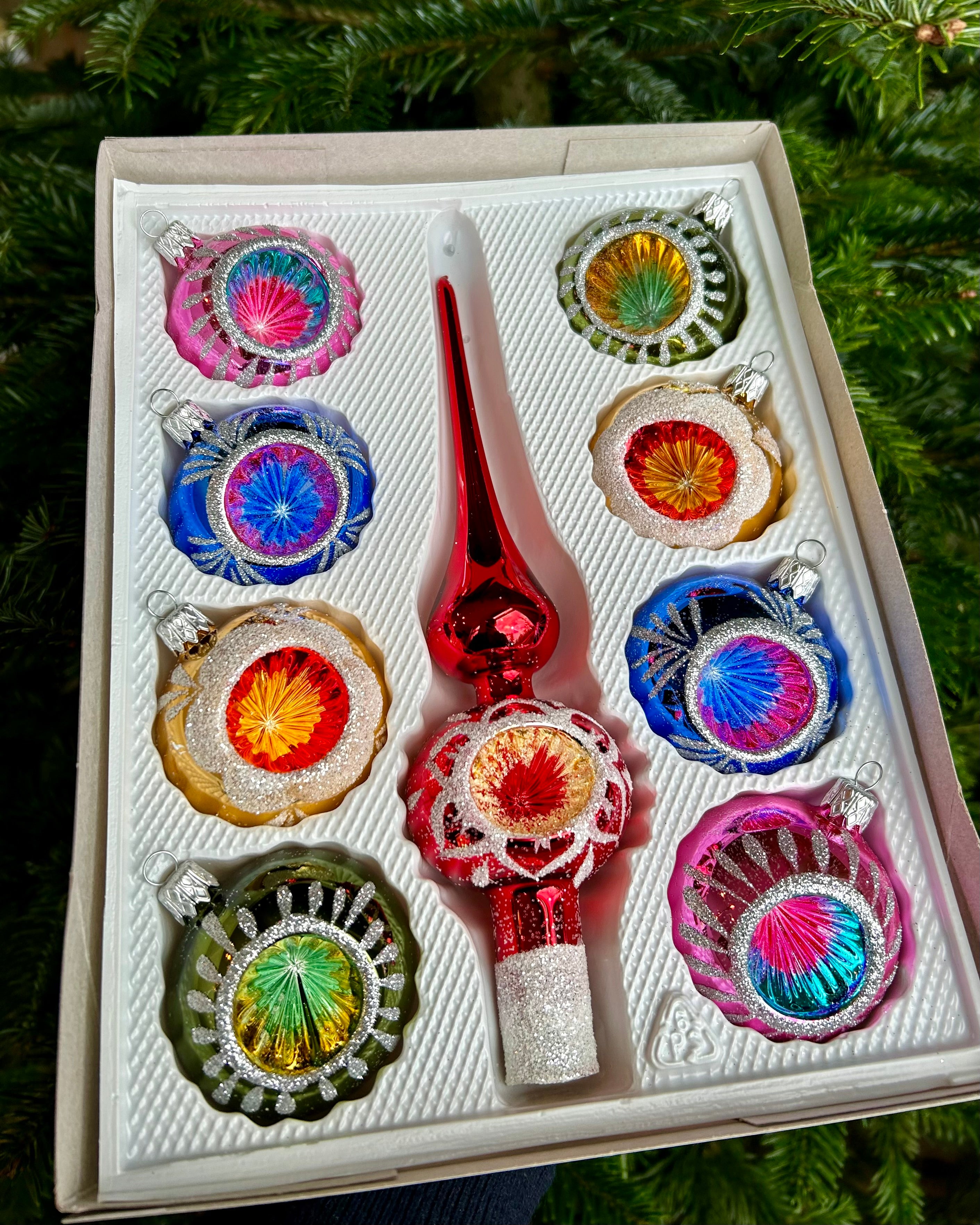 Rosette Baubles and Tree Topper set