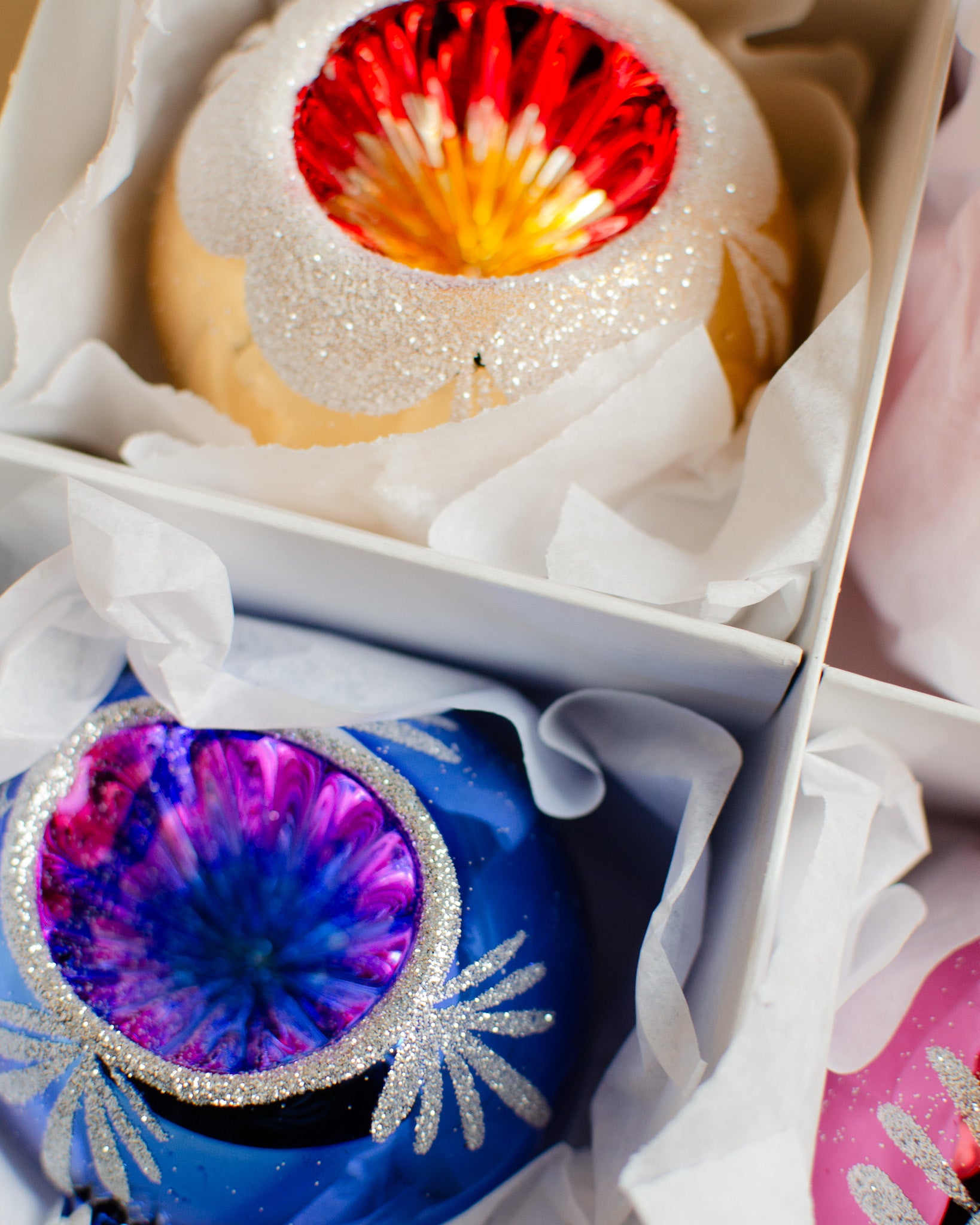 Christmas Ball Rosette Medium Set of 6