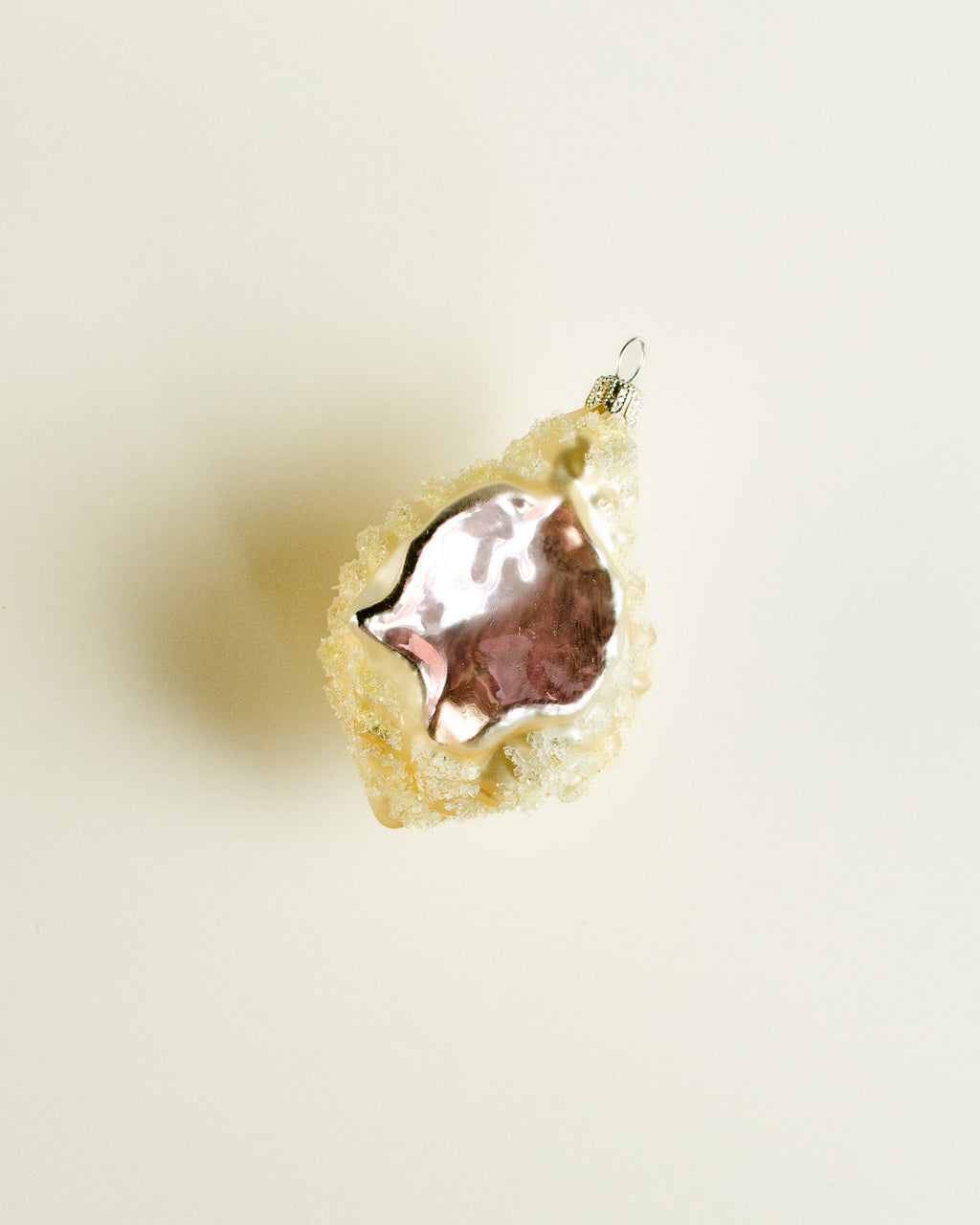 Round Shell with Crystals Ornament Medium